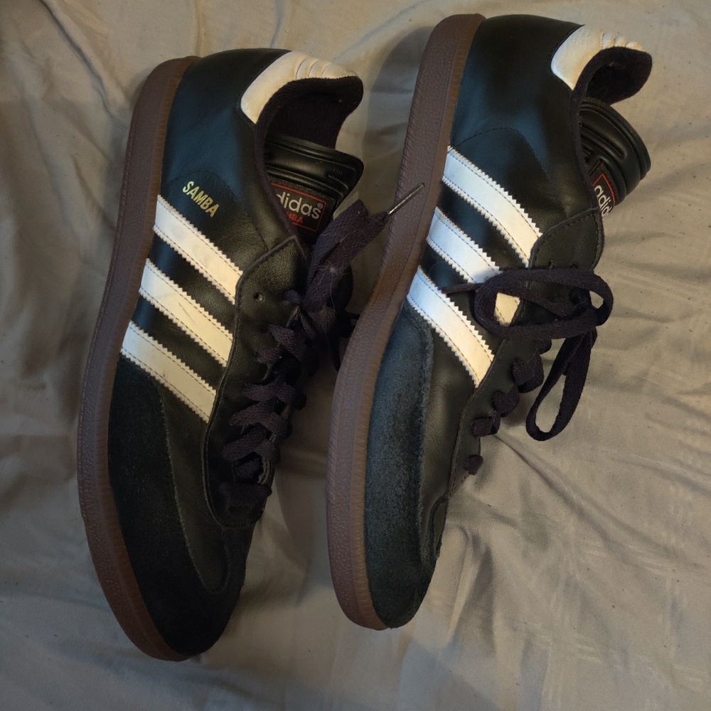 Adidas samba shoes
